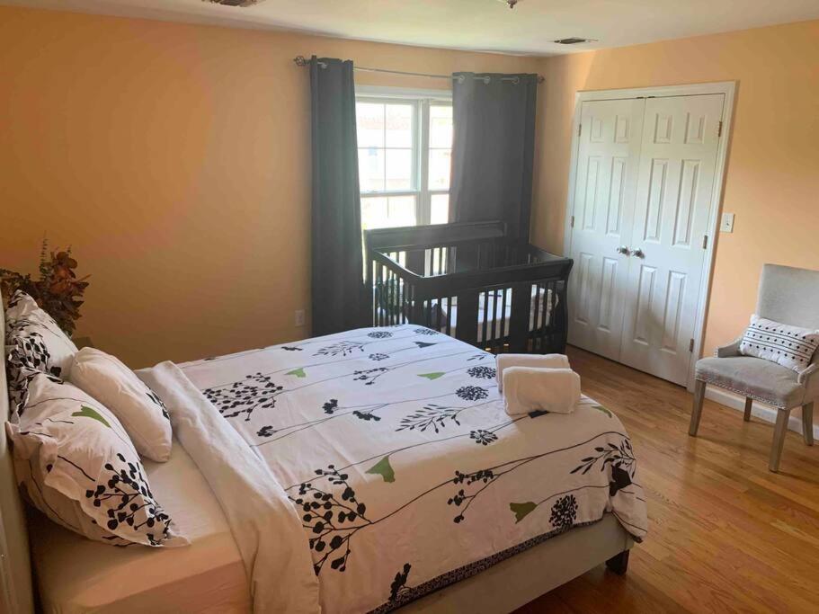 Family 3-Bedroom Home Елизабет Екстериор снимка