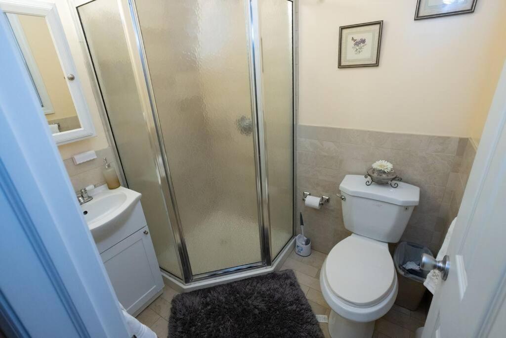 Family 3-Bedroom Home Елизабет Екстериор снимка